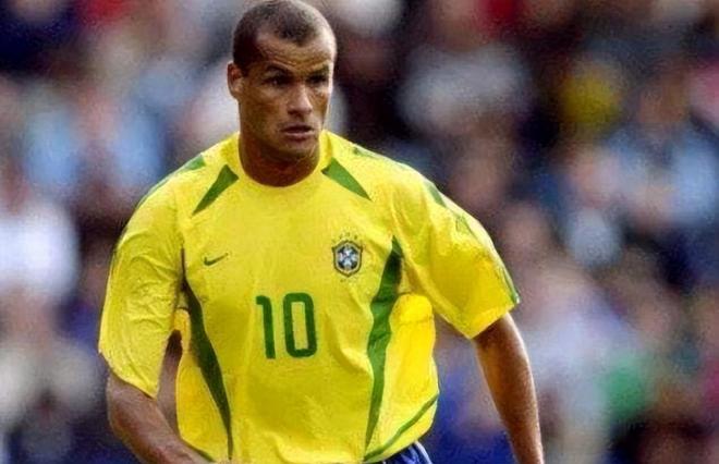 让看台上的 让看台上的