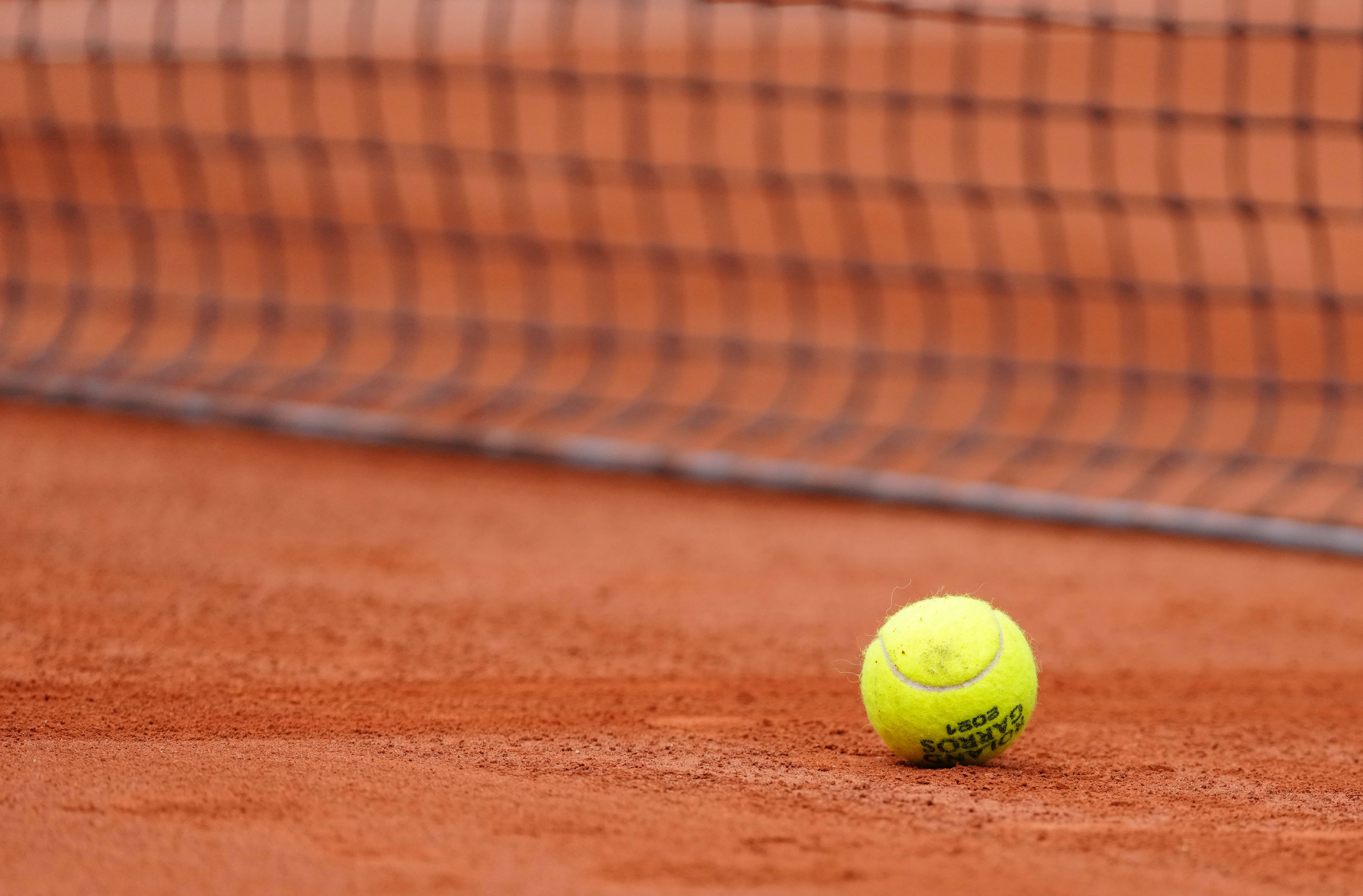 牌明星与自 牌明星与自